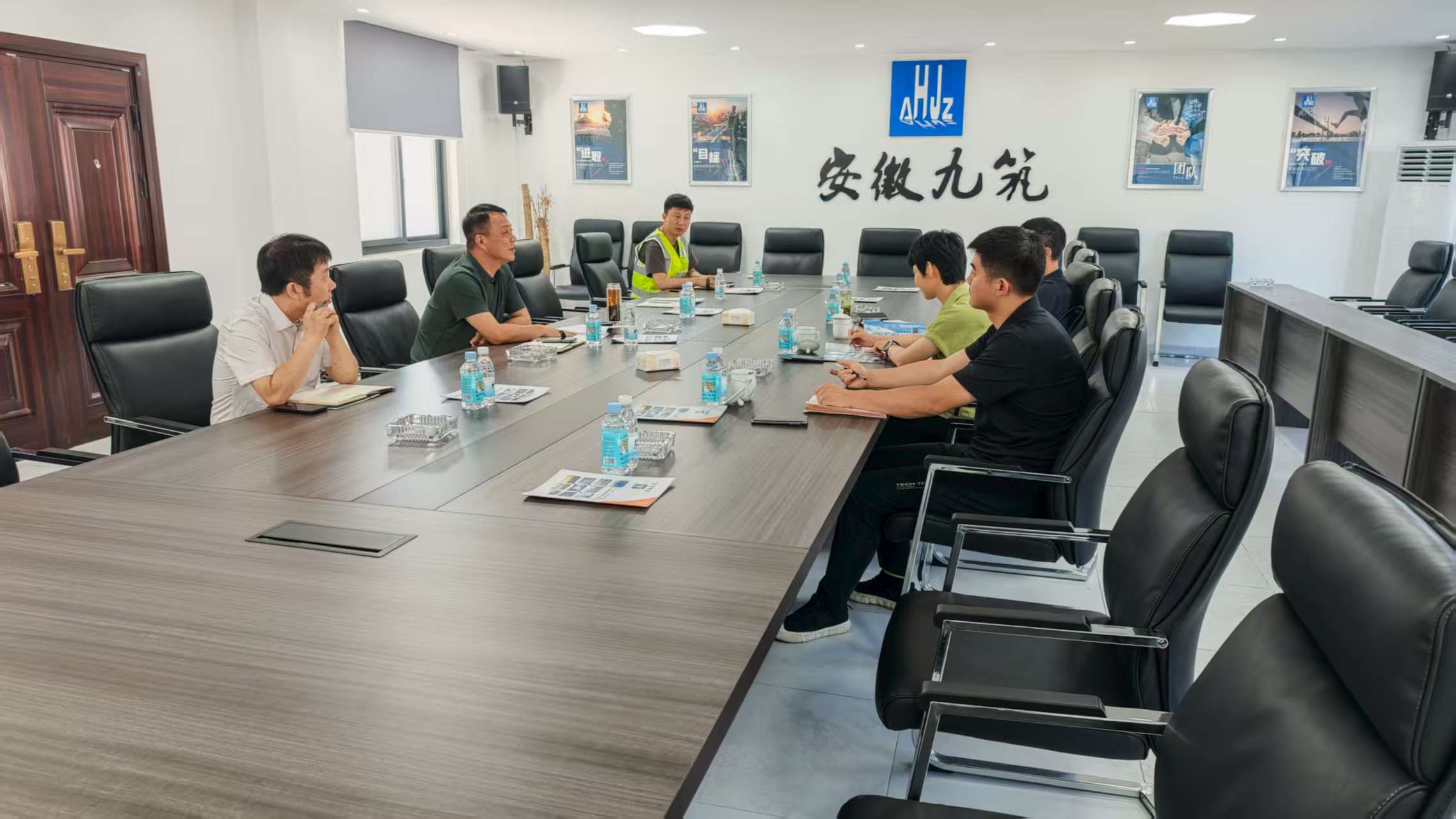 微信图片_20250827160325_150_200(1).jpg